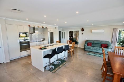 Photo of property in 19 Aquila Drive, Whitianga, 3510