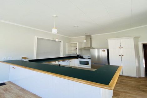 Photo of property in 10 Cambridge Terrace, Masterton, 5810