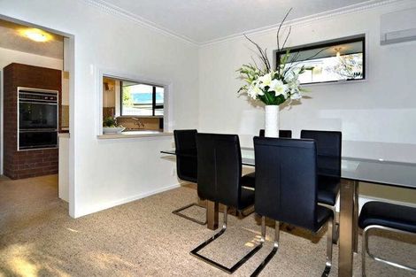 Photo of property in 1/10 Rembrandt Place, Burnside, Christchurch, 8053