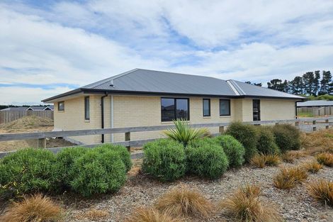 Photo of property in 20 Plover Avenue, Amberley, 7410