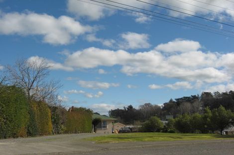 Photo of property in 19 Tamumu Road, Waipawa, 4210