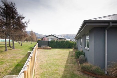 Photo of property in 11 Olds Crescent, Cromwell, 9310