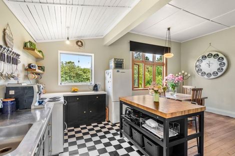 Photo of property in 160 Fitzherbert Street, Featherston, 5710