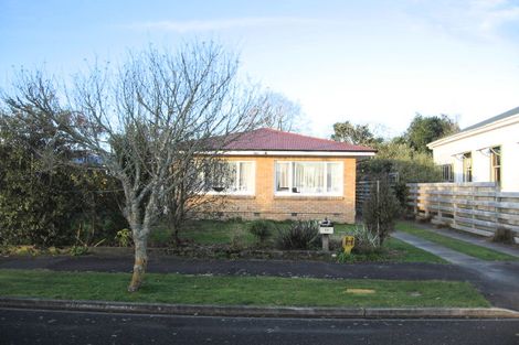 Photo of property in 14 Saint Olpherts Avenue, Hamilton East, Hamilton, 3216