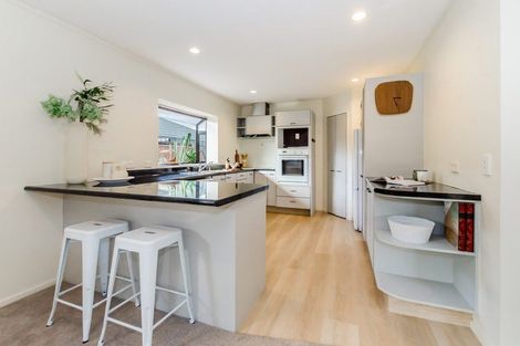 Photo of property in 12 Fox Place, Cloverlea, Palmerston North, 4412