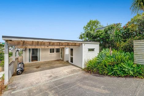 Photo of property in 21 Matai Road, Stanmore Bay, Whangaparaoa, 0932
