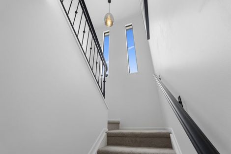 Photo of property in 123 Grovenor Drive, Orewa, 0931