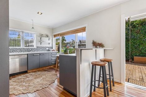 Photo of property in 13a Kinvig Place, Ranui, Auckland, 0612