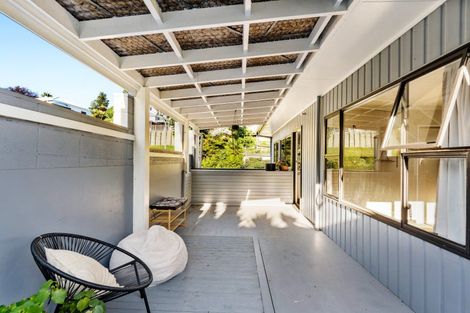 Photo of property in 2/77 Shakespeare Road, Bluff Hill, Napier, 4110