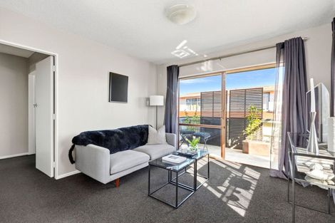 Photo of property in 6/14 Thornton Road, Cambridge, 3434