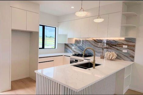 Photo of property in 626 Kerepi Street, Westgate, 0814