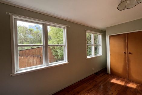 Photo of property in 185b Greenhithe Road, Greenhithe, Auckland, 0632