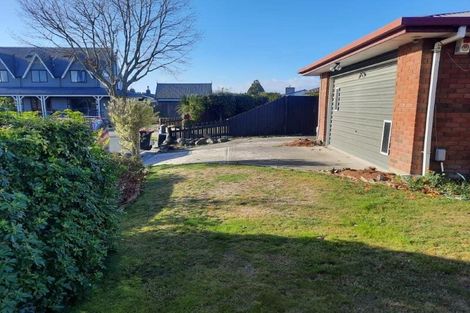 Photo of property in 6 Chokebore Place, Sockburn, Christchurch, 8042