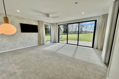 Photo of property in 49 Three Oaks Drive, Dairy Flat, 0794