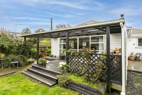 Photo of property in 22 Hargest Crescent, Saint Kilda, Dunedin, 9012