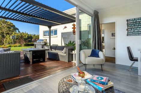 Photo of property in 35 Double Bay Road, Pyes Pa, Tauranga, 3112