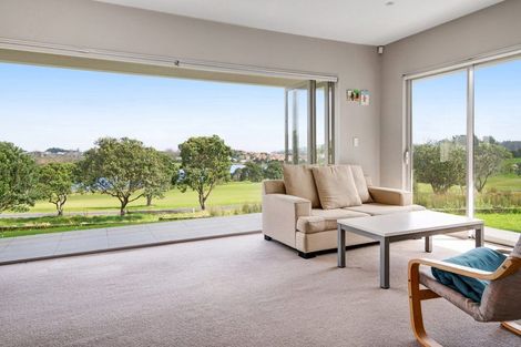 Photo of property in 41 Maylee Crescent, Gulf Harbour, Whangaparaoa, 0930