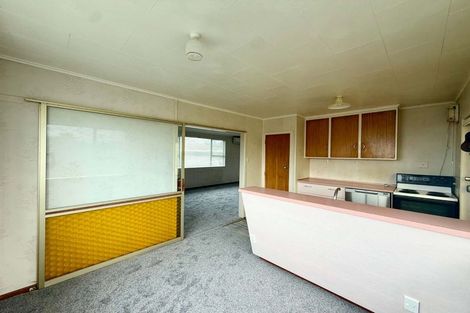 Photo of property in 14 Huatoki Street, Vogeltown, New Plymouth, 4310