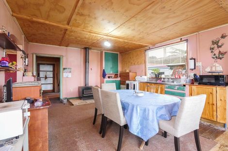 Photo of property in 750 Harington Point Road, Otakou, Dunedin, 9077