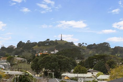 Photo of property in 6c Quentin Avenue, Epsom, Auckland, 1023