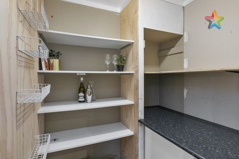 Photo of property in 404 Stokes Valley Road, Stokes Valley, Lower Hutt, 5019