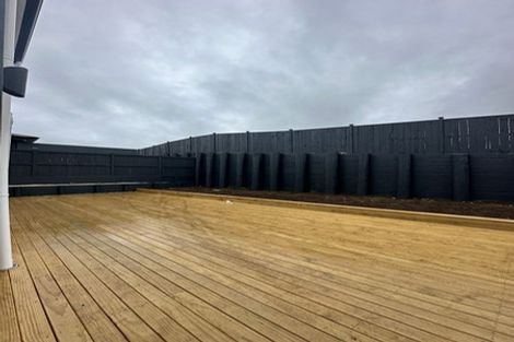 Photo of property in 28 Bendridge Street, Flat Bush, Auckland, 2019