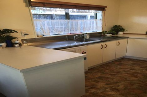 Photo of property in 20a Armagh Road, Blockhouse Bay, Auckland, 0600