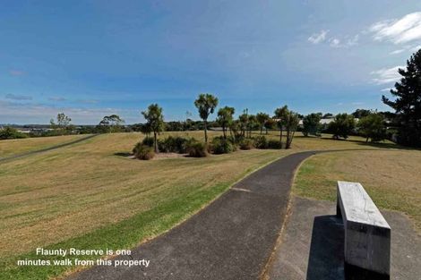 Photo of property in 1/28 Elizabeth Drive, West Harbour, Auckland, 0618