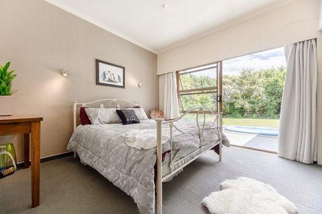 Photo of property in 46 North Manakau Road, Manakau, Levin, 5573