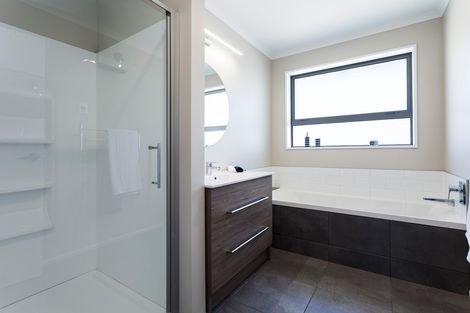 Photo of property in 35 Irwin Logan Drive, Mosgiel, 9024