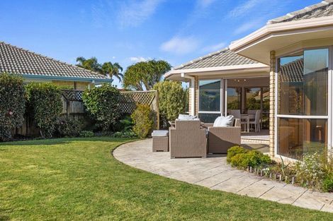 Photo of property in 24 Santa Monica Drive, Papamoa Beach, Papamoa, 3118