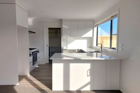 Photo of property in 1/2 Jennian Avenue, Rototuna North, Hamilton, 3281