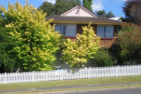 Photo of property in 5 Naviti Place, Browns Bay, Auckland, 0630