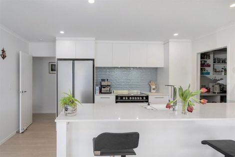 Photo of property in 37 Saint Andrews Drive, Pauanui, Hikuai, 3579