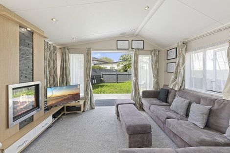 Photo of property in 5 Jontue Place, Clover Park, Auckland, 2019