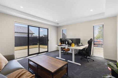 Photo of property in 22 Sorrel Gate, Halswell, Christchurch, 8025