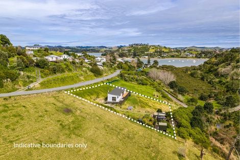 Photo of property in 1122d Whakapirau Road, Whakapirau, 0583