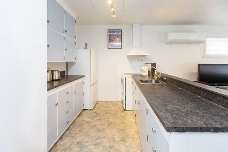 Photo of property in 2/528 Fergusson Drive, Trentham, Upper Hutt, 5018