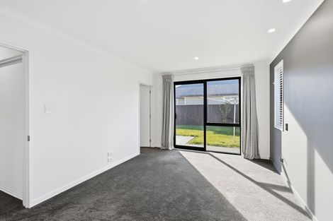 Photo of property in 1 Winterslow Lane, Rangiora, 7400