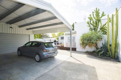 Photo of property in 719 Gladstone Road, Te Hapara, Gisborne, 4010