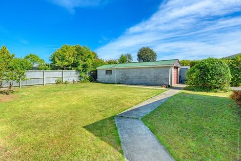Photo of property in 19 Ashgrove Street, Rangiora, 7400