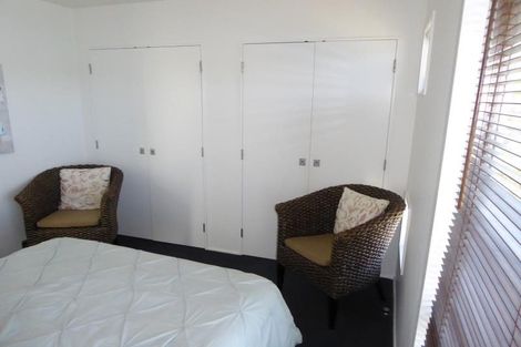 Photo of property in 11 Aranui Street, Miramar, Wellington, 6022