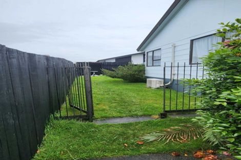 Photo of property in 2 Millar Place, Nawton, Hamilton, 3200