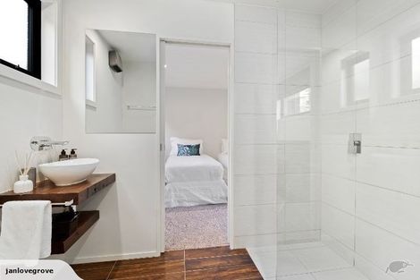 Photo of property in 31 Rannoch Drive, Jacks Point, Queenstown, 9371