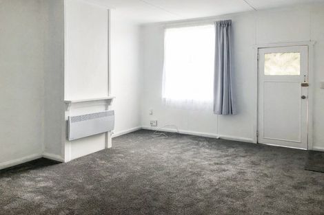 Photo of property in 5 Gilmour Street, Gonville, Wanganui, 4501