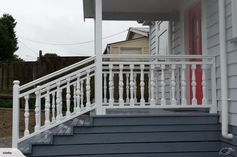 Photo of property in 26 Archibald Road, Kelston, Auckland, 0602