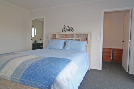 Photo of property in 14 Truebridge Drive, Waitarere, Levin, 5510