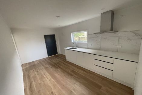 Photo of property in 17 Thurston Place, Bucklands Beach, Auckland, 2012