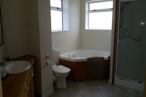 Photo of property in 1 Richmond Street, Fitzroy, New Plymouth, 4312