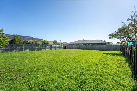 Photo of property in 5 Saint Vincent Way, Waikanae, 5036